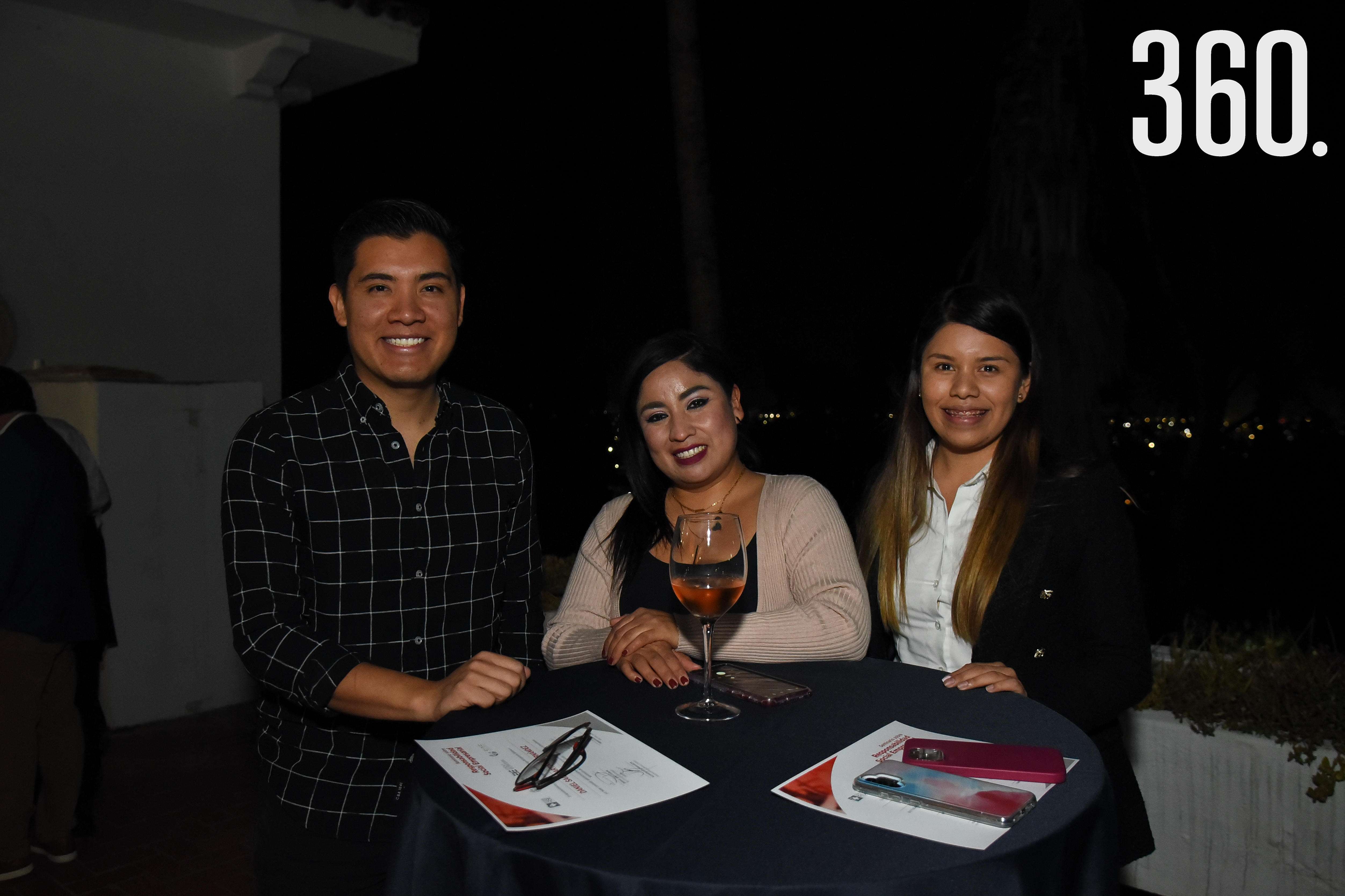 Daniel Said Martínez, Alicia Padilla Guerrero y Mariana Cisneros.