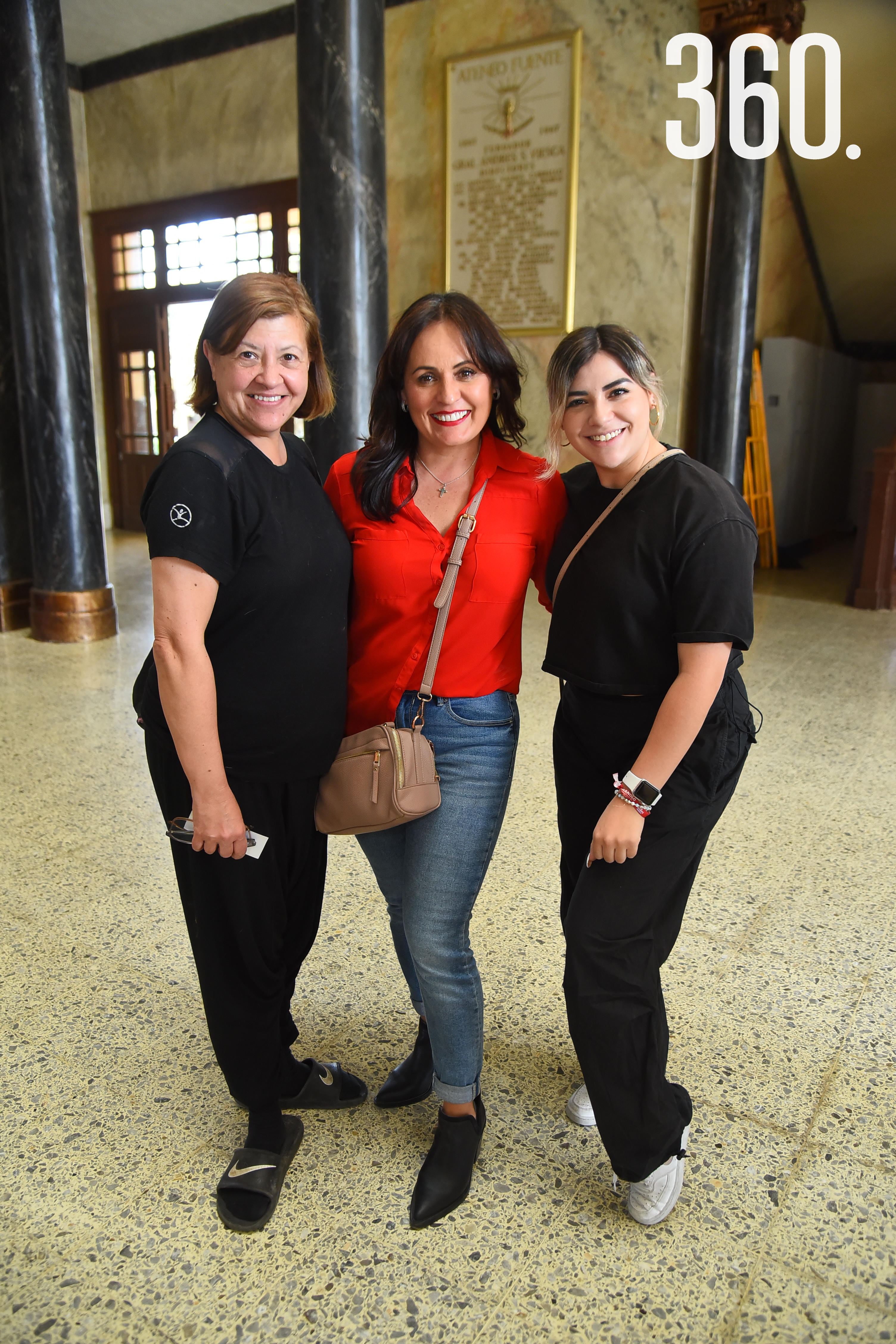 Mara Aguirre, Gabriela Garza y Mariana de la Barrera.