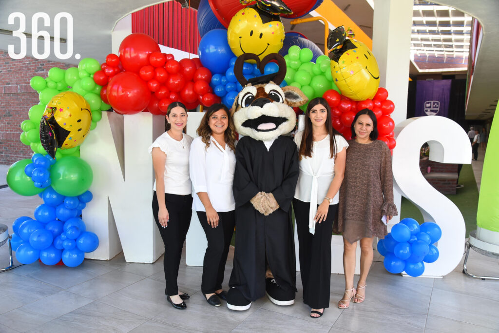 Samantha Resendez, Cinthya Silva, Tania Hinojosa y Elisa Orozco.