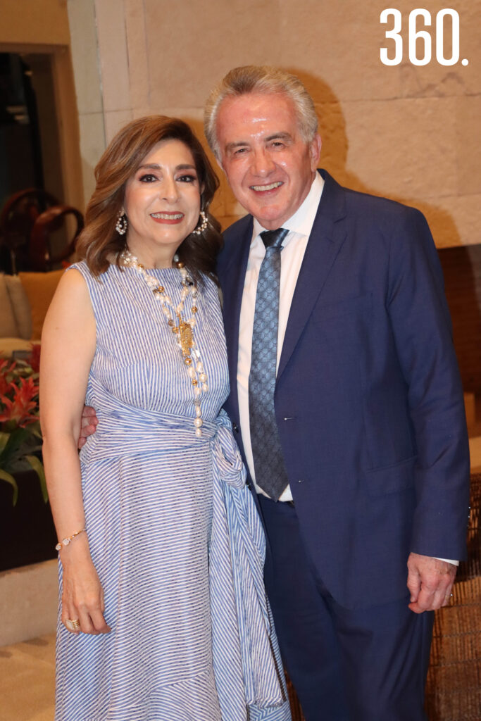 María Elena Saldívar de Arizpe y Carlos Arizpe.